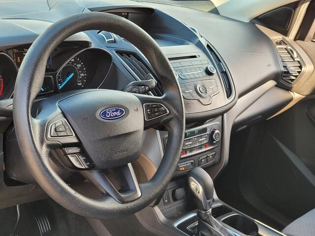 Photo of 2018 Lightning Blue Metallic Ford Escape