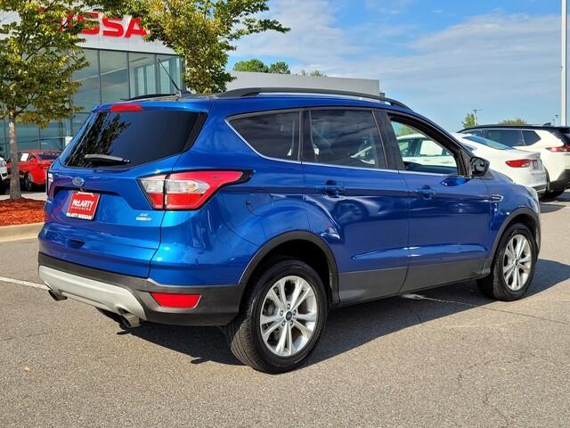 Photo of 2018 Lightning Blue Metallic Ford Escape