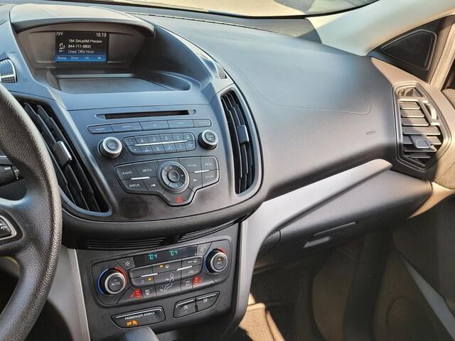 Photo of 2018 Lightning Blue Metallic Ford Escape