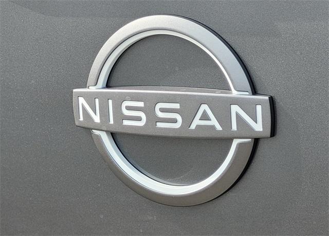 Photo of 2025 Gun Metallic Nissan Frontier