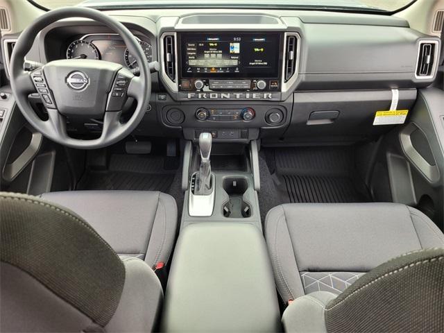 Photo of 2025 Gun Metallic Nissan Frontier