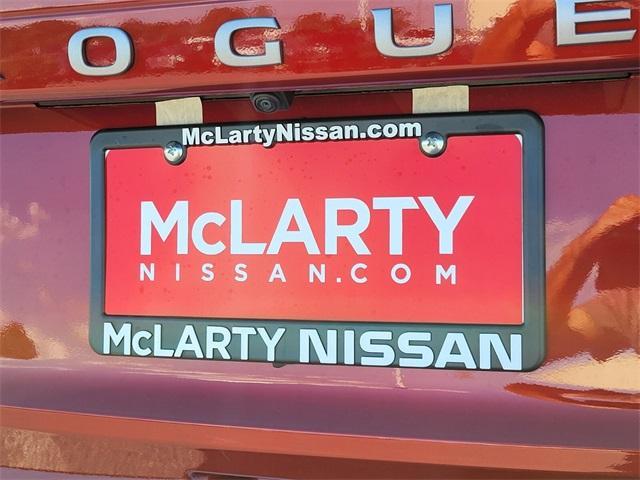 Photo of 2026 Scarlet Ember Nissan Rogue