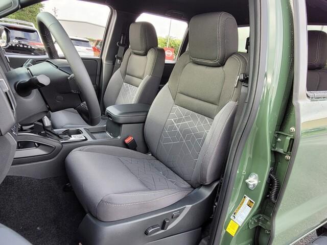 Photo of 2026 Green Nissan Frontier