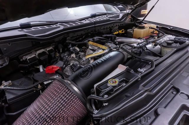 Photo of 2017 Magnetic Metallic Ford F-250