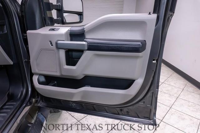 Photo of 2017 Magnetic Metallic Ford F-250