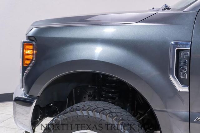 Photo of 2017 Magnetic Metallic Ford F-250