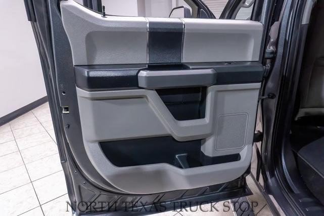 Photo of 2017 Magnetic Metallic Ford F-250