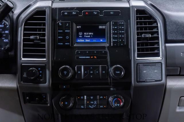 Photo of 2017 Magnetic Metallic Ford F-250