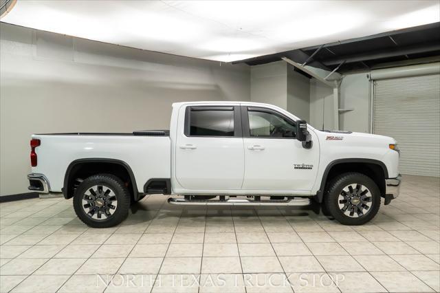 Photo of 2021 Summit White Chevrolet Silverado 2500