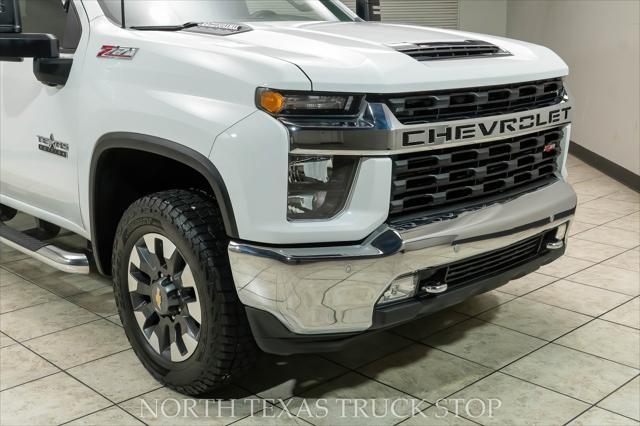 Photo of 2021 Summit White Chevrolet Silverado 2500