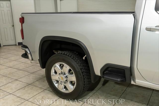 Photo of 2022 Silver Ice Metallic Chevrolet Silverado 2500