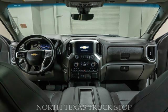 Photo of 2022 Silver Ice Metallic Chevrolet Silverado 2500