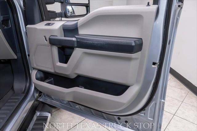 Photo of 2022 Iconic Silver Metallic Ford F-350
