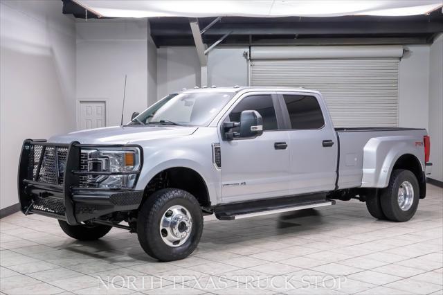 Photo of 2022 Iconic Silver Metallic Ford F-350
