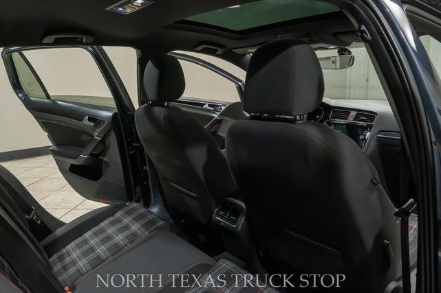 Photo of 2018 Dark Iron Blue Metallic Volkswagen Golf GTI
