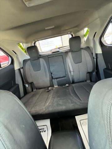 Photo of 2017 White Chevrolet Equinox