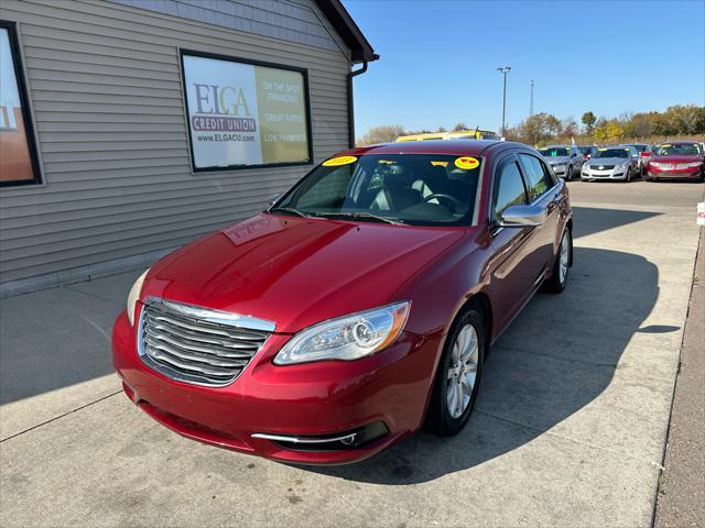 2013 Chrysler 200