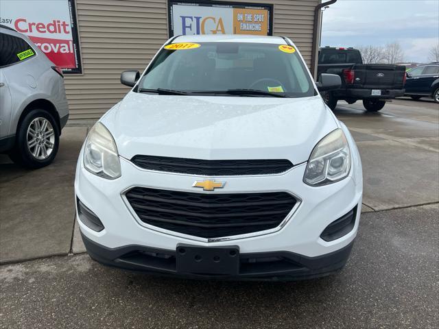 Photo of 2017 Summit White Chevrolet Equinox