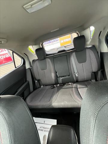 Photo of 2017 Summit White Chevrolet Equinox
