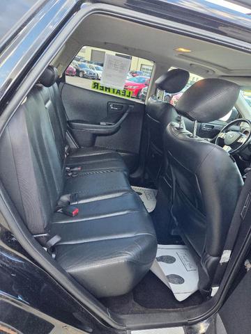 Photo of 2007 Super Black Nissan Murano
