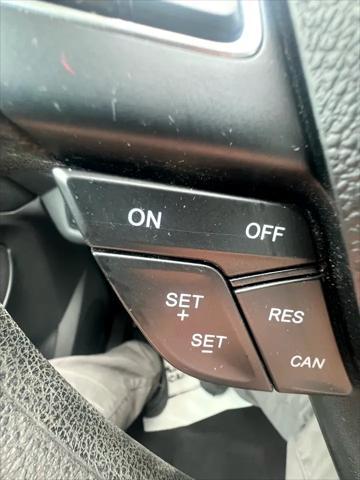 Photo of 2017 Magnetic Metallic Ford Escape