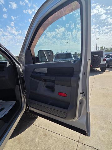 Photo of 2009 Bright Silver Metallic Clearcoat Dodge Ram 2500