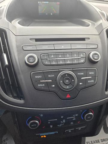 Photo of 2018 Blue Ford Escape