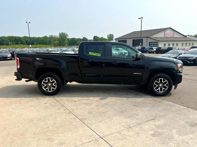 Photo of 2021 Onyx Black GMC Canyon
