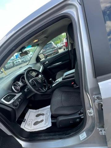 Photo of 2016 Billet Silver Metallic Clearcoat Dodge Journey