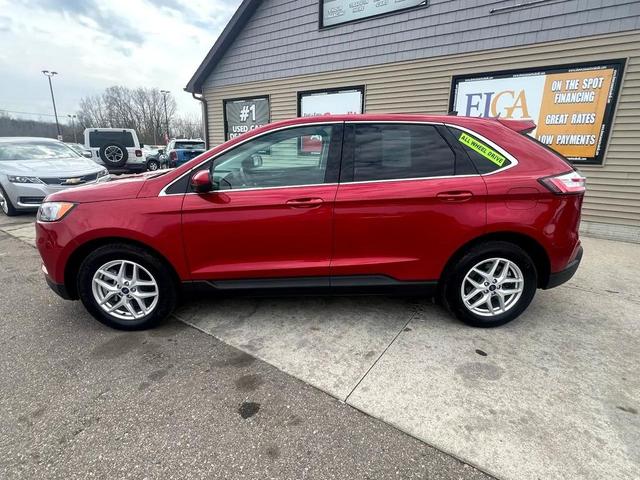 Photo of 2022 Red Ford Edge