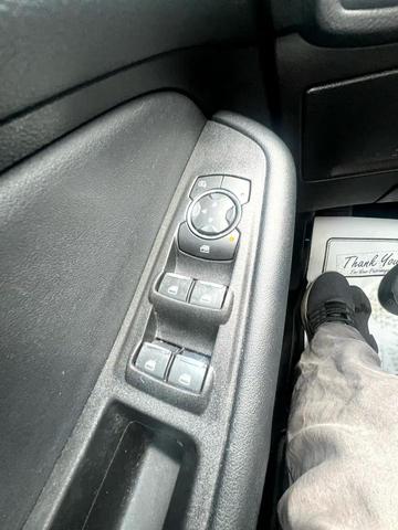 Photo of 2022 Red Ford Edge