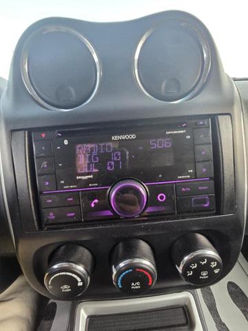 Photo of 2017 True Blue Pearl Jeep Compass