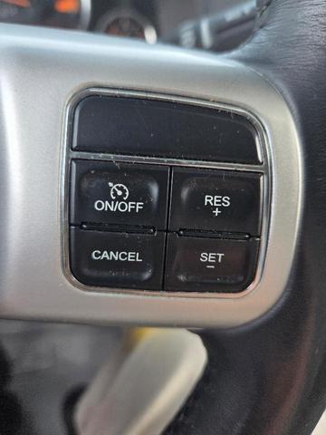 Photo of 2017 True Blue Pearl Jeep Compass