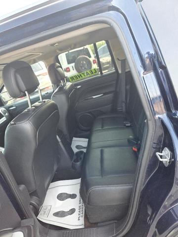 Photo of 2017 True Blue Pearl Jeep Compass