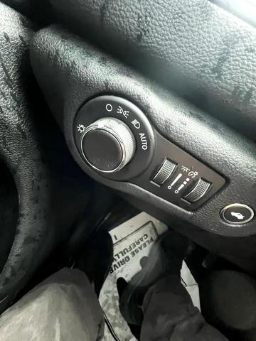 Photo of 2016 Granite Crystal Metallic Chrysler 200