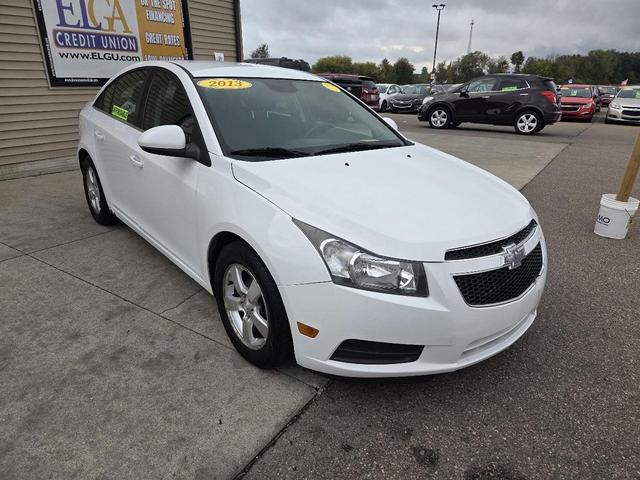 Photo of 2013 Summit White Chevrolet Cruze