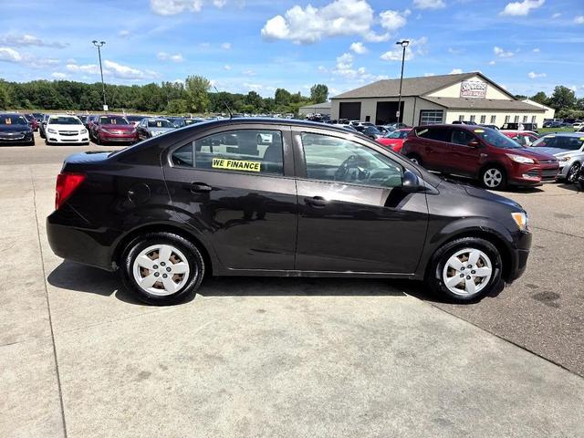 Photo of 2014 Mocha Bronze Metallic Chevrolet Sonic