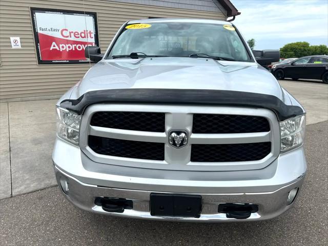 Photo of 2015 Bright Silver Metallic Clearcoat RAM 1500