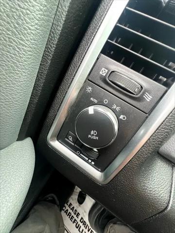 Photo of 2015 Bright Silver Metallic Clearcoat RAM 1500
