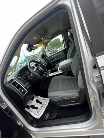 Photo of 2015 Bright Silver Metallic Clearcoat RAM 1500