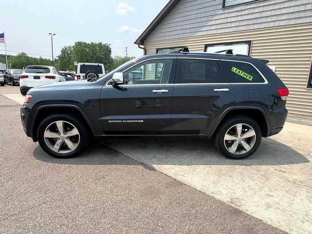 Photo of 2014 Gray Jeep Grand Cherokee