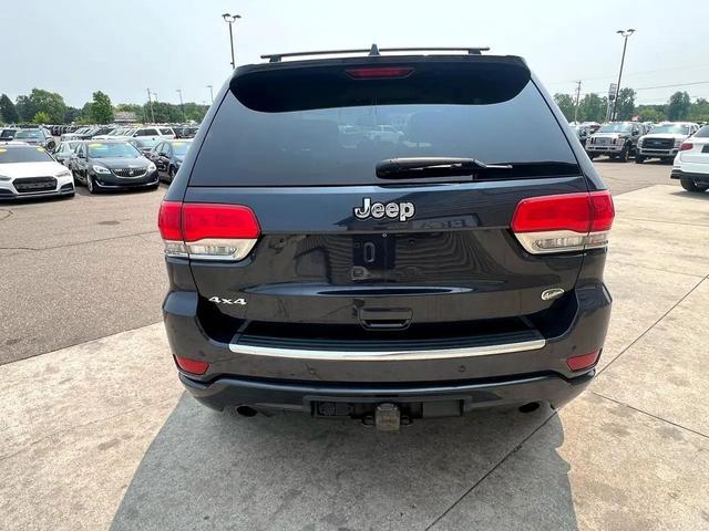 Photo of 2014 Gray Jeep Grand Cherokee