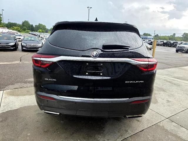 Photo of 2018 Ebony Twilight Metallic Buick Enclave
