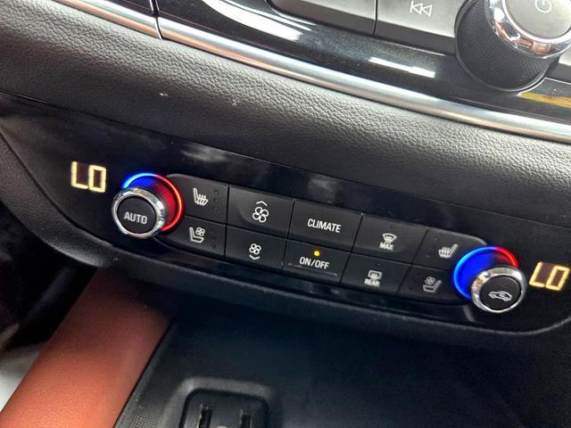 Photo of 2018 Ebony Twilight Metallic Buick Enclave