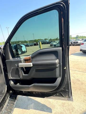 Photo of 2019 Agate Black Metallic Ford F-150