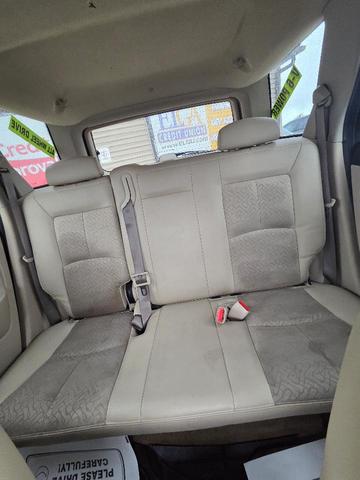 Photo of 2007 Black Onyx Saturn Vue