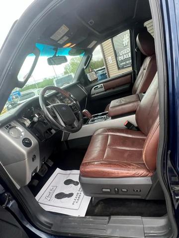 Photo of 2013 Blue Jeans Metallic Ford Expedition