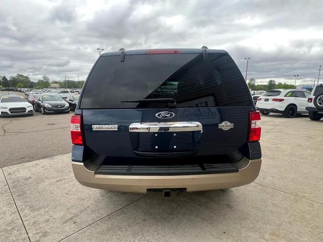 Photo of 2013 Blue Jeans Metallic Ford Expedition