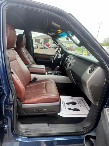 Photo of 2013 Blue Jeans Metallic Ford Expedition
