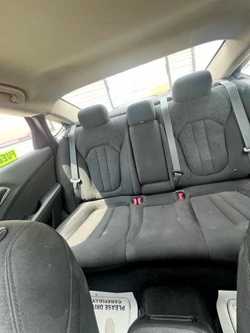 Photo of 2016 Velvet Red Pearlcoat Chrysler 200
